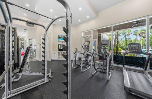 Westchase Apartment | Modern 2BR2BA King Bed Pool, Gym #7