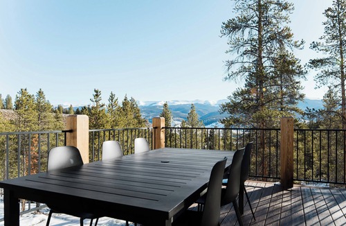 Twin Lakes Cabin | Modern Alpine Cabin in Twin Lakes