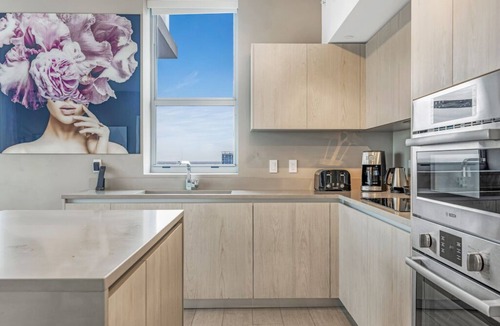 Hollywood Condo | ★ MODERN AND LUXURY WATER-FROONT 3BDR AT HYDE! ROOFTOP POOL & JACUZZI