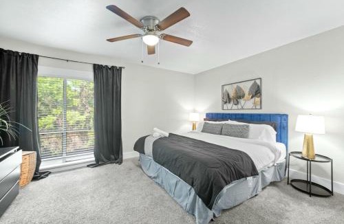 Arlington Apartment | Modern and Spacious Apartment | AT&T Stadium