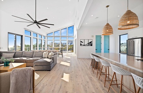Tang-O-Mar House | Modern Beachfront Luxury - Private Pool & Golf Cart