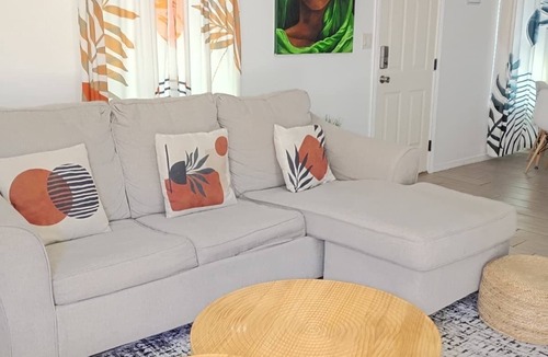 Edinburg Apartment | Modern Boho Apt 2Bd/2Ba WITH Sofa Bed near UTRGV