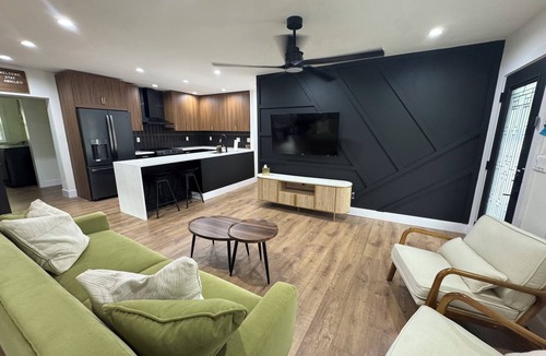 South Westshore House | Modern Coastal Retreat in South Tampa