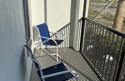 Fruitville Apartment | Modern Comfortable Lakewood Ranch First-Floor 1BR