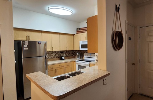 Clearwater Condo | Modern Condo Minutes From Clearwater Beach