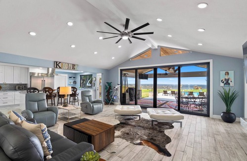 Rockport House | Modern Copano Bayfront Retreat – Pool & Private Lighted Pier | Sleeps 8