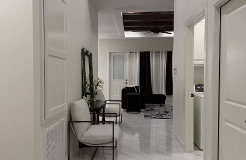 Weslaco House | Modern cozy Weslaco home