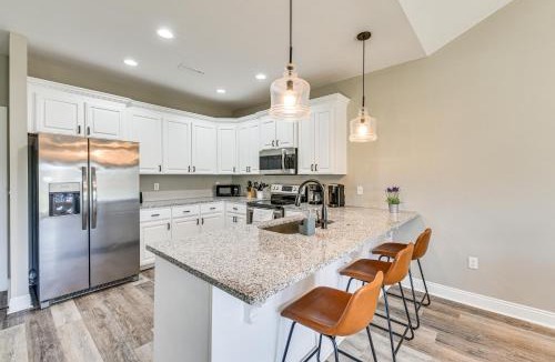 Dothan House | Modern Dothan Home Near Downtown and Hospitals!