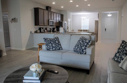 Port Malabar House | Modern Home in Palm Bay