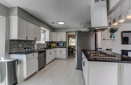 Clear Lake Villa | Modern home with pool, games, sauna, massage chair and huge lot!
