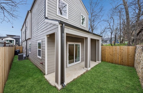 Cedar Crest House | Modern House with Dallas Skyline Views!