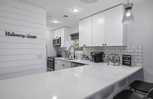 Branson Condo | Modern Luxury Hideaway Haven Dog Friendly