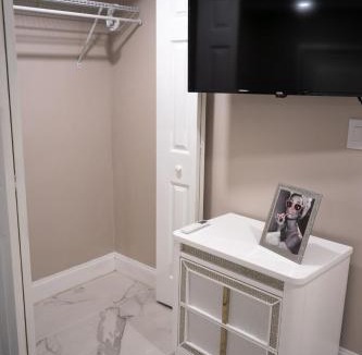 Miami Gardens House | Modern Miami Gardens Stay Near Hard Rock Stadium