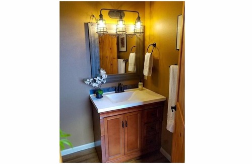 Westcliffe House | Modern one-bedroom house in peaceful Silver Cliff Colorado. Amazing views!