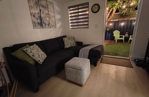 Wilton Manors Apartment | Modern Private Suite w/Kitchen, Spa Bathroom & AC