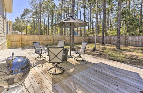 Santa Rosa Beach House | Modern Santa Rosa Beach Retreat w/Yard & Patio!