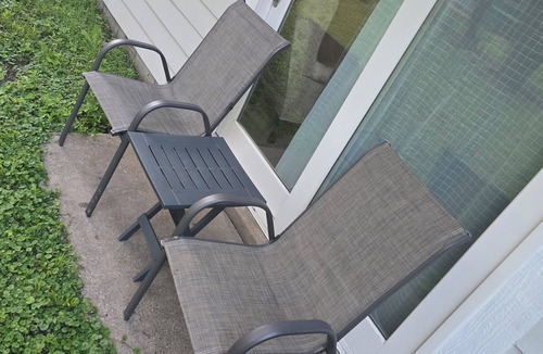 Lawrence House | Modern serene 2-bedroom house with dedicated workspace in Lawrence