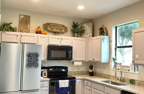 Fedhaven House | Modern Stay 2BR Townhouse Near Legoland, Disney/Universal & Bok Tower