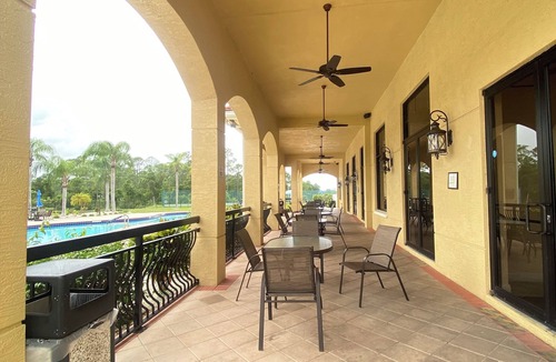 Fedhaven House | Modern Stay 2BR Townhouse Near Legoland, Disney/Universal & Bok Tower