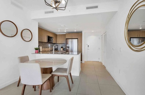 Doral Apartment | Modern & Stylish 1-Bedroom in Luxury Dt Doral