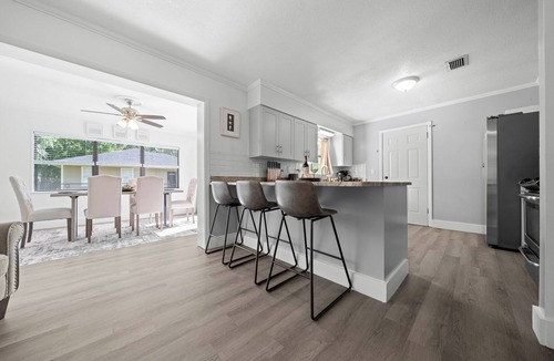 Ocala House | Modernized 3BR Pool Home near downtown, i75, & WEC