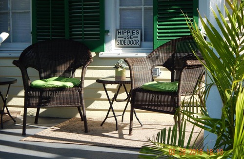 Historic Seaport House | Mojitoville: 3 bedroom pet-friendly, Old Town, Private Pool, Historic Seaport