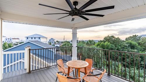 Bahama Beach House | Montoute by AvantStay
