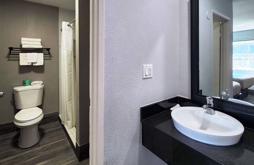Galveston Hotel | Motel 6 Galveston, TX