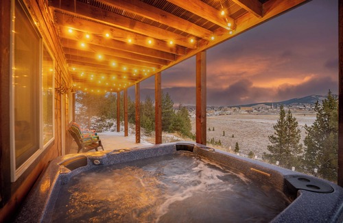 Leadville Ski Chalet | Mountain Chalet! Hot Tub, Sauna, Game Room, Pets