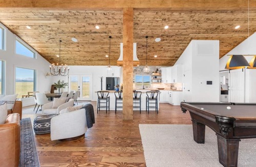 Fairplay House | Mountain Escape | Firepit, Games, Sleeps 10