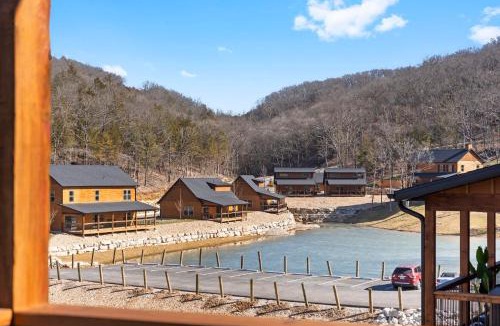 Hollister House | Multiple Arcades-Private Hot Tub-Cmty Indoor Pool-Free Daily Tickets-Water View-Cmty Dog Park