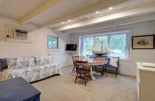 Fernandina Beach Apartment | 'Nantucket Cottage' w/Fishing Dock + Sunsets