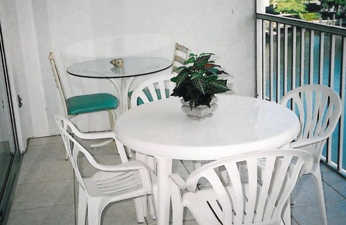 Pelican Bay Apartment | Naples Bay View condo - Block from Gulf Beach