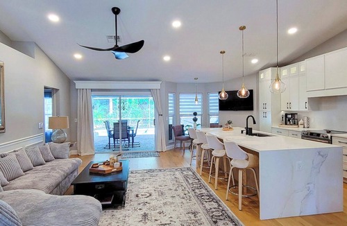 Crown Pointe House | Naples Escape w/Private Pool – 5 Mi to Beach