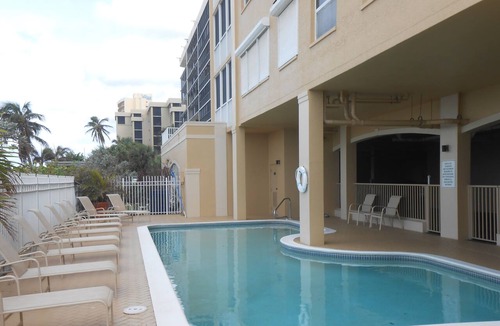 Vanderbilt Beach Condo | Naples Vanderbilt Beachfront Luxury -Gorgeous ! 14 days ok