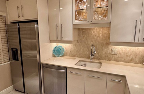 Royal Harbor Condo | Naples waterfront condo 5 mins to Olde Naples