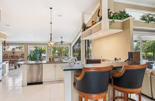 Naples House | Naples winter get away.Everything you could want: Pool, 3bedroom, 2.5 bathroom