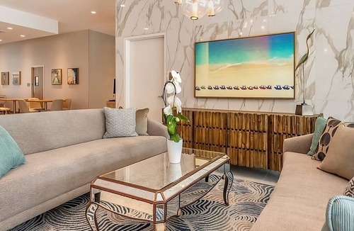 Lauderdale Beach Hotel | Nature Escape! Walk to the Beach! Spacious Unit, Pool