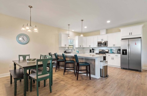 Navarre House | Navarre Wanna Leave - 3 Bedroom