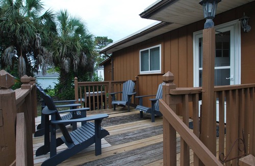 Navy Point House | Navy Point Redoubt -- Bring your boat!