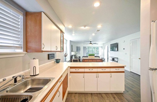 Branson Condo | Near Branson Landing/Sister Condo Very Close By!