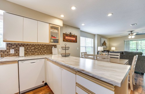 Branson Condo | Near Branson Landing/Sister Condo Very Close By!