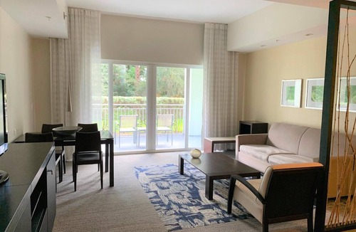 Doral Condo | Near Convention Center, King Studio with Kitchen