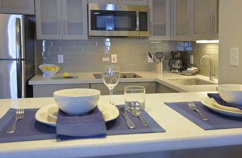 Little Rock Medical District Condo | Near Medical Center. Free Breakfast Buffet. Gym.