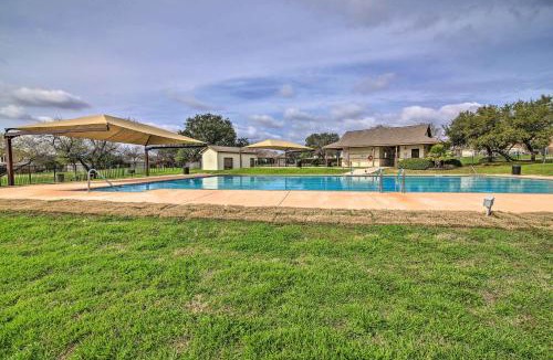 San Antonio House | Near SeaWorld! Modern Family Home w/Pool Access