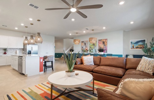 Clermont House | New 10BR Luxury Retreat Pool, Spa, Near Disney