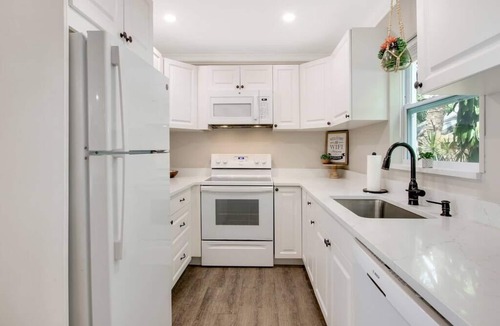 El Cid Apartment | New 2BR Bungalow Apartment #5