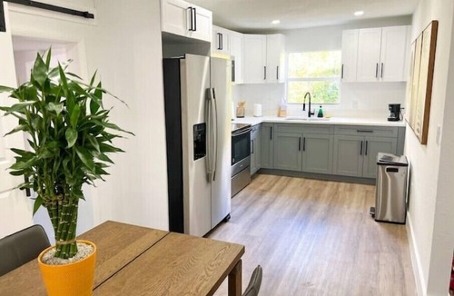 Liberty City House | New 3BR/2BA Private Home