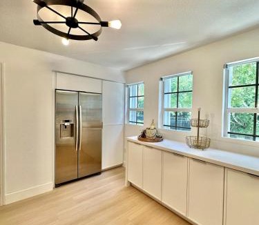 Rock Harbor House | New! 4-Story Villa, Private Rooftop, Pool and Marina in Key Largo