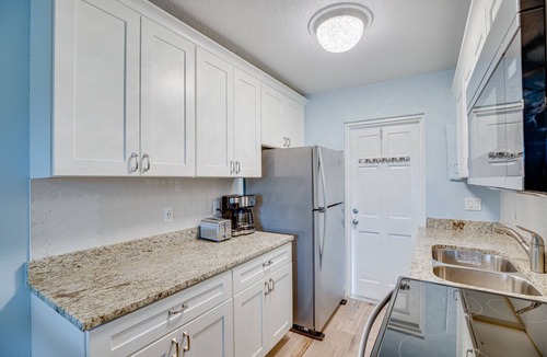 Micco Apartment | New and cozy 2/1 near River